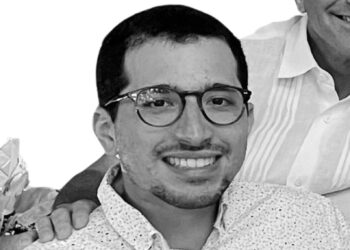 Conocerán coerción a joven mató abuela e hirió 5 más con un cuchillo