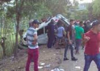 6 muertos en volcadura de autobús y más de 60 heridos