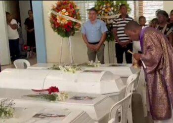 Sepultan familia murió en incendio en su casa