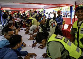 Venezuela realiza jordana de alistamiento