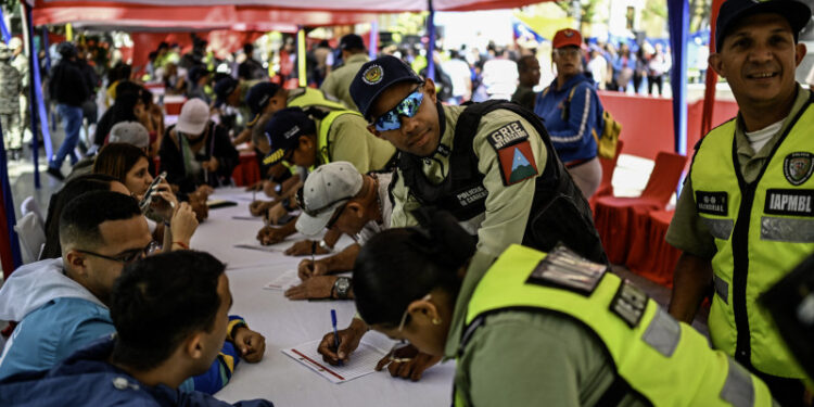 Venezuela realiza jordana de alistamiento