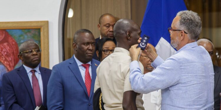 Presidente CPT al nombrar nuedo director de Policía de Haití: «el miedo debe cambiar de bando»