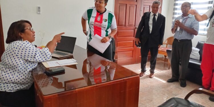 Protestan por visita de embajador de Israel