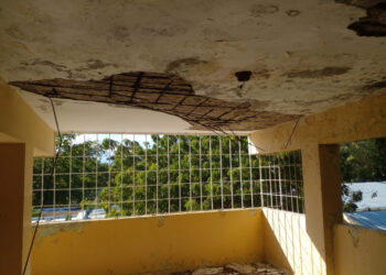 Exigen rehabilitar escuela en El Peñón