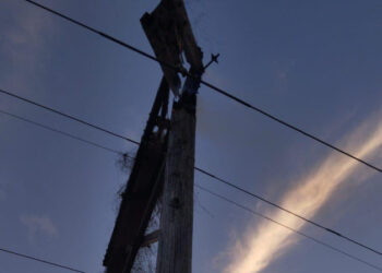 Barrios y comunidades de Barahona sin el servicio de electricidad