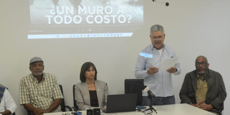 Comisión Ambiental UASD rechaza idea de Julito con las Dunas