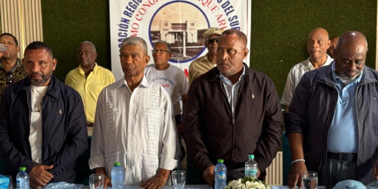 Jacobo Ramos advierte de «alto costo político» si tocan cesantía