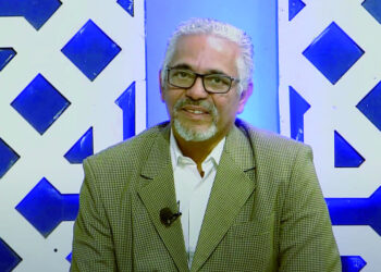 Cancelan oncólogo denunció irregularidades