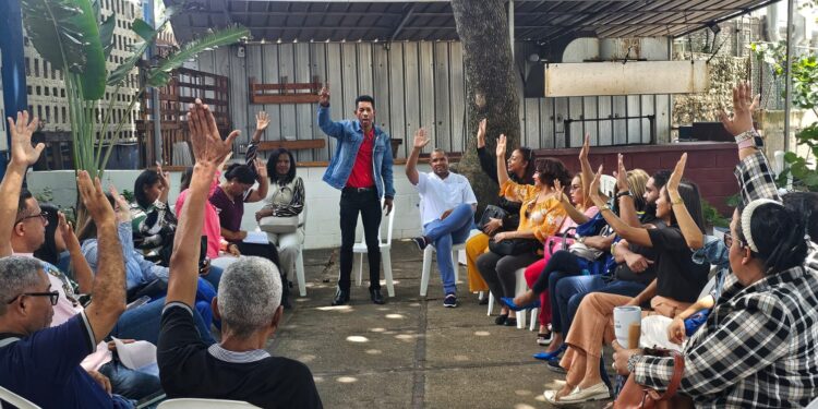 Por segunda vez movimiento médico elige a Clemente Terrero como presidente