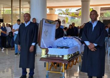 UASD Recinto Barahona hace guardia de honor a Pedro Mártir Terrero