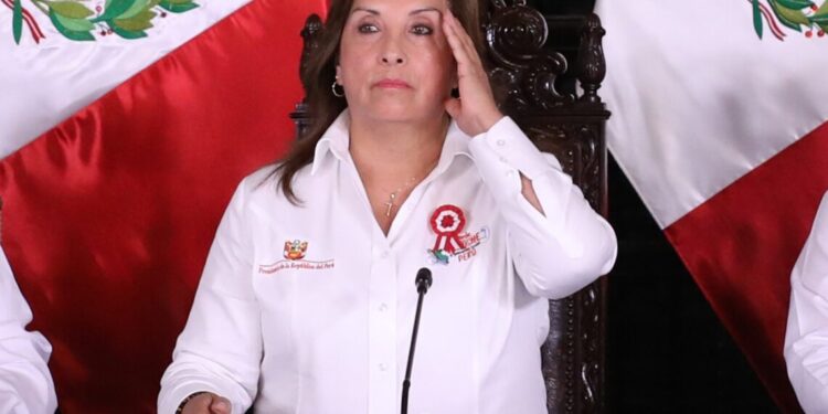 Congreso destituye a Dina Boluarte como presidenta de Perú