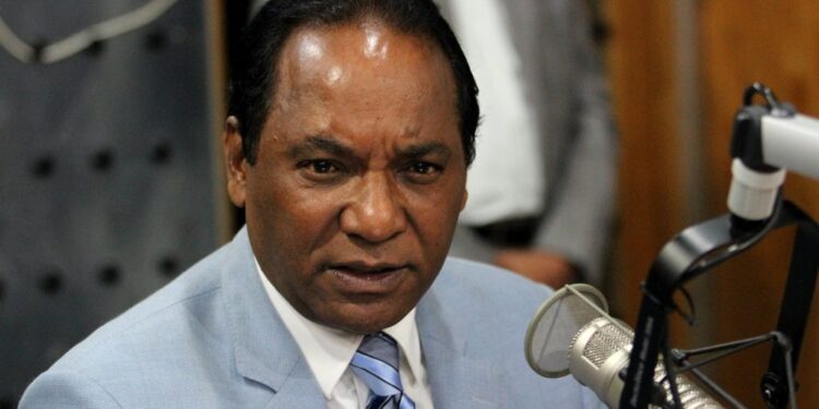 Zorrilla Ozuna «bota» perremeístas