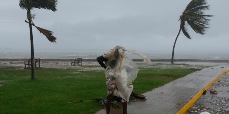 Tras descargar su furia en Jamaica ahora Melissa va a Cuba