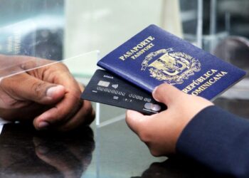 Pasaporte dominicano pierde fortaleza