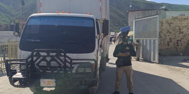 Un ataque encabezado por la Policía Nacional de Haití se produjo en la mañana de este viernes en la cercanía de la frontera, por el municipio de Jimaní
