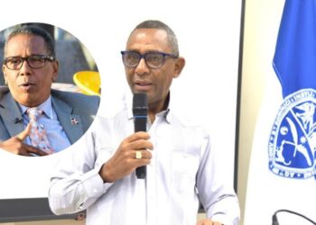 De La Cruz defiende honestidad de Edgar Augusto Féliz Méndez