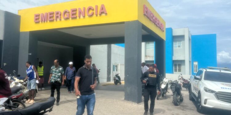 Se enfrentan dos en principal zona comercial de Barahona
