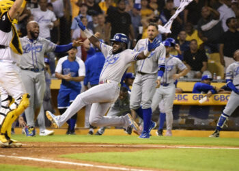 Licey gana dramático partido a las Águilas