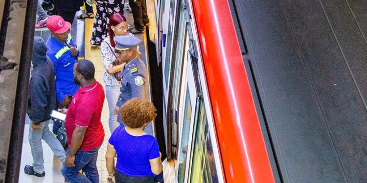Otra vez falla el Metro de Santo Domingo