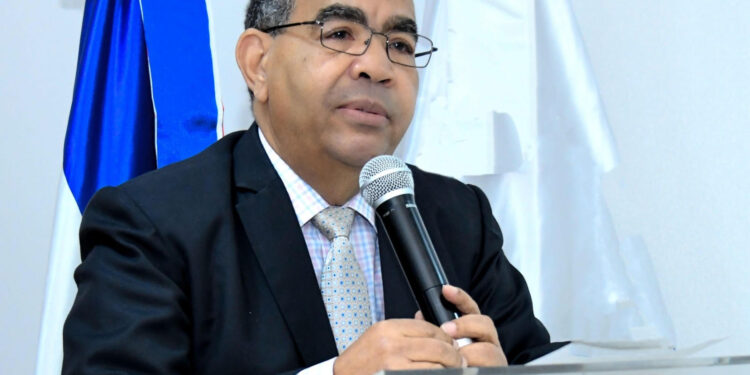 Libros de Oscar López Reyes acogidos en universidades extranjeras