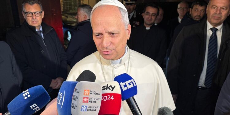 Papa pide a EEUU trato humano para migrantes