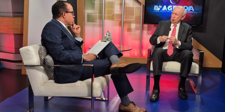 Rafael Alburquerque: «con marcha del 30 denunciaremos que el país es como un barco a la deriva»