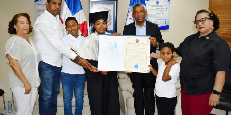 Jenifer Cesarina no pudo ver cristalizar el sueño de graduarse