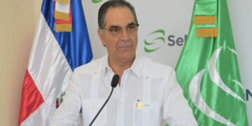 Aplazan medida de coerción a Hazim y a su red