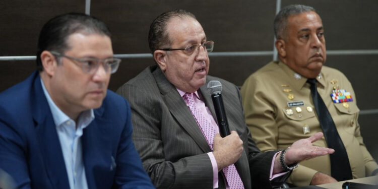 Gobierno “enfila sus cañones” contra comercio ilícito chino