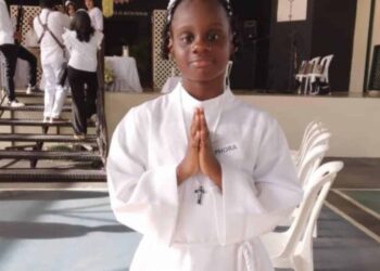 Exigen ley caiga sobre involucrados en la muerte de Stephora”