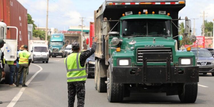 Intrant «pone freno» al tránsito pesado en Navidad y Año Nuevo