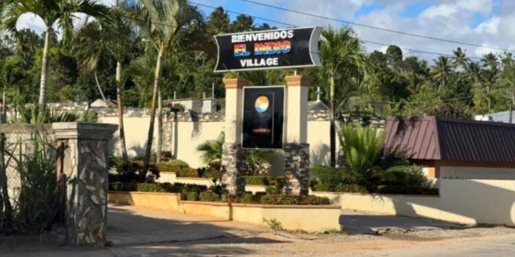 Hallan pareja canadiense muerta en complejo turístico de Villa Riva