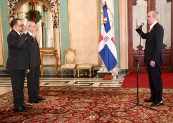 Abinader juramenta ministro de Justicia y consultor jurídico