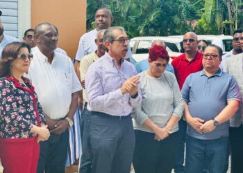 Jorge Asjana David recibe respaldo profesores de deportes UASD