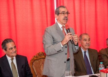 Asjana David suma respaldo exrector Iván Grullón Fernández