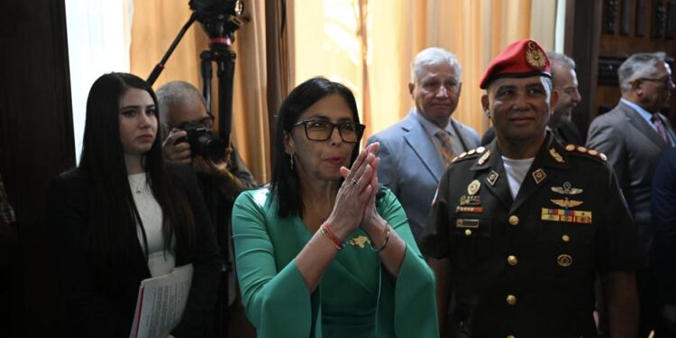 Delcy Rodríguez jura como presidenta encargada de Venezuela