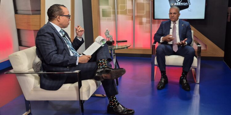 Fiscal afirma robos de motores y celulares lideran delitos en el país