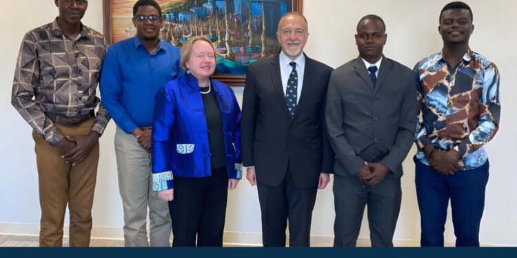 Estados Unidos dice apoya libertad de prensa en Haití