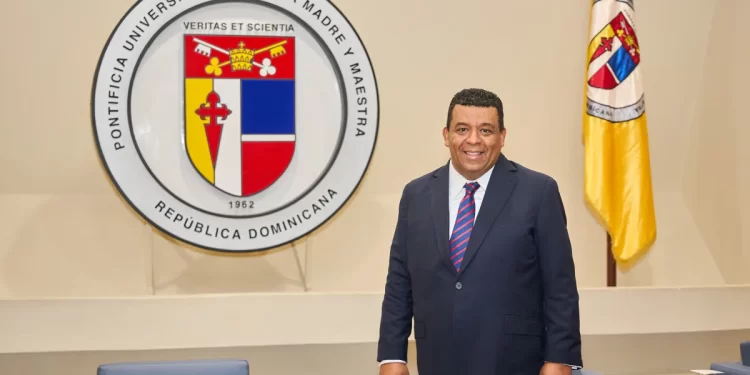 Juan Manuel Guerrero, destacado maestro del Derecho Administrativo, exjuez laboral y figura insigne del pensamiento jurídico nacional