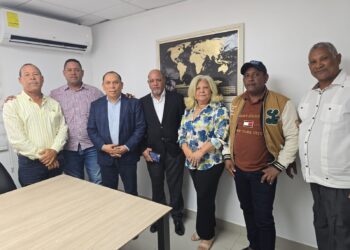 Fuerza del Pueblo juramenta nuevos miembros en Bahoruco