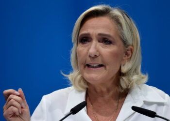 Le Pen advierte sobre precedente de intervención en Venezuela