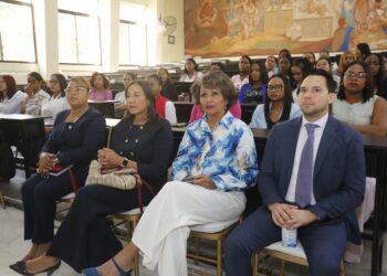 UASD inaugura especialidad en Salud Materno Neonatal
