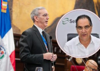 Abinader afirma imputados en SeNaSa «devolverán lo robado»