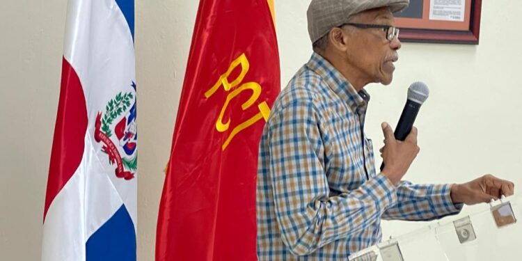 PCT elige a Aquiles Castro como secretario general