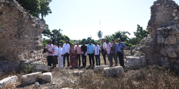 Arqueólogos buscan restos del cacique Enriquillo