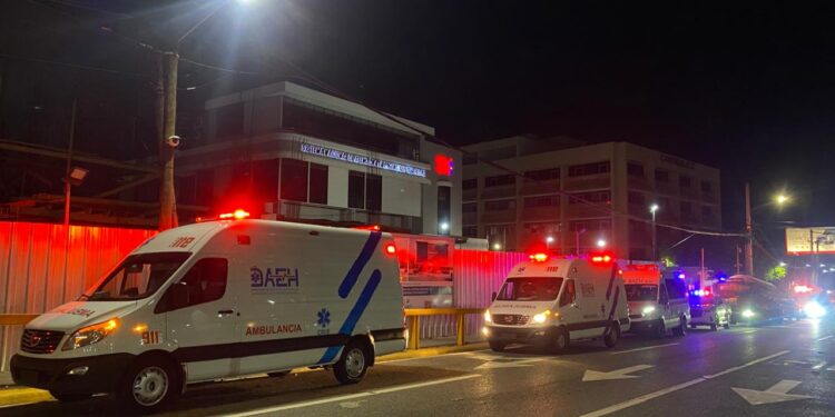 Conato de incendio afecta sede 911 en Santo Domingo