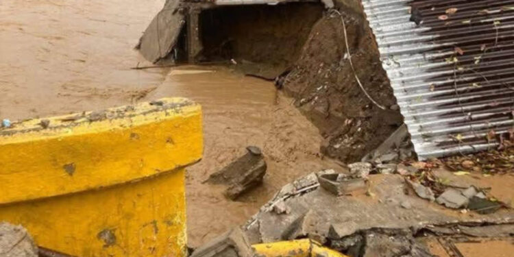 ¡Caos en Gaspar Hernández! a causa de las Lluvias