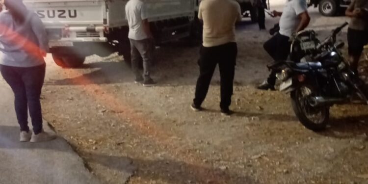 Comerciantes y productores protestan en La Descubierta