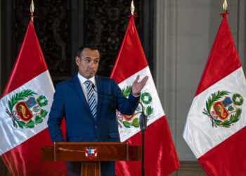 Congreso de Perú destituye presidente interino José Jerí