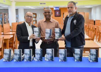 UASD Recinto Barahona recibe obras completas de Juan Bosch